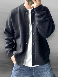 Zacht gebreid herenvest