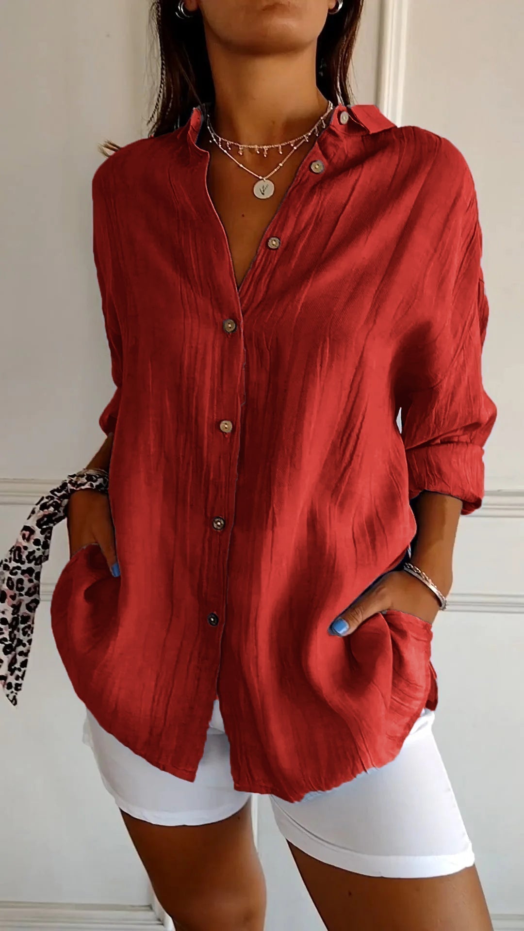Zomerblouse met lange mouwen voor dames – Luchtige linnen-zijdemix met plooien en Scandinavische kustelegantie