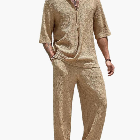 Zomerse set voor heren met overhemd met korte mouwen en broek met elastische tailleband